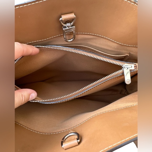 Authentic Large Louis Vuitton Epi Purse in Passy Brown - Picture 10 of 11